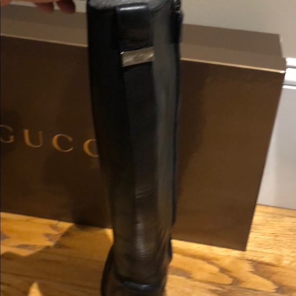 Knee high zip up retro Gucci boot - Picture 2 of 5